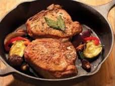 Calphalon Pre-Seasoned Cast Iron Skillet | Kitchen Gadget Reviews