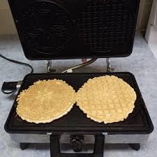 Pizzelle Makers, Irons and Presses: Make Delicious Pizelles at Home