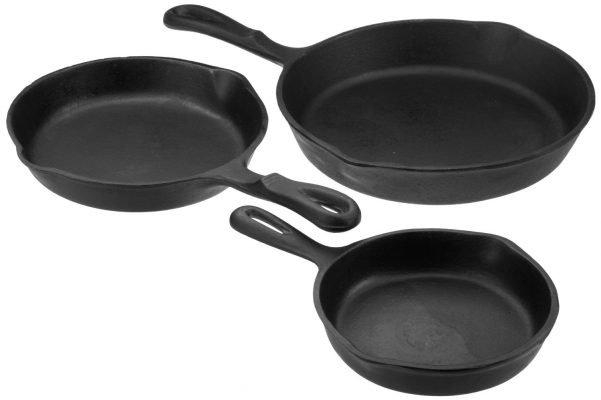 Universal Housewares Pre-Seasoned Cast Iron Skillet Review