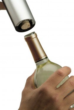 Oster-Cordless-Electric-Wine-Bottle-Opener-Review