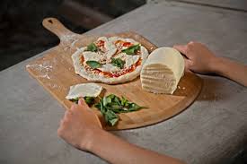 camp-chef-italia-pizza-peel