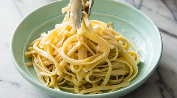 fettuccine-vs-linguine